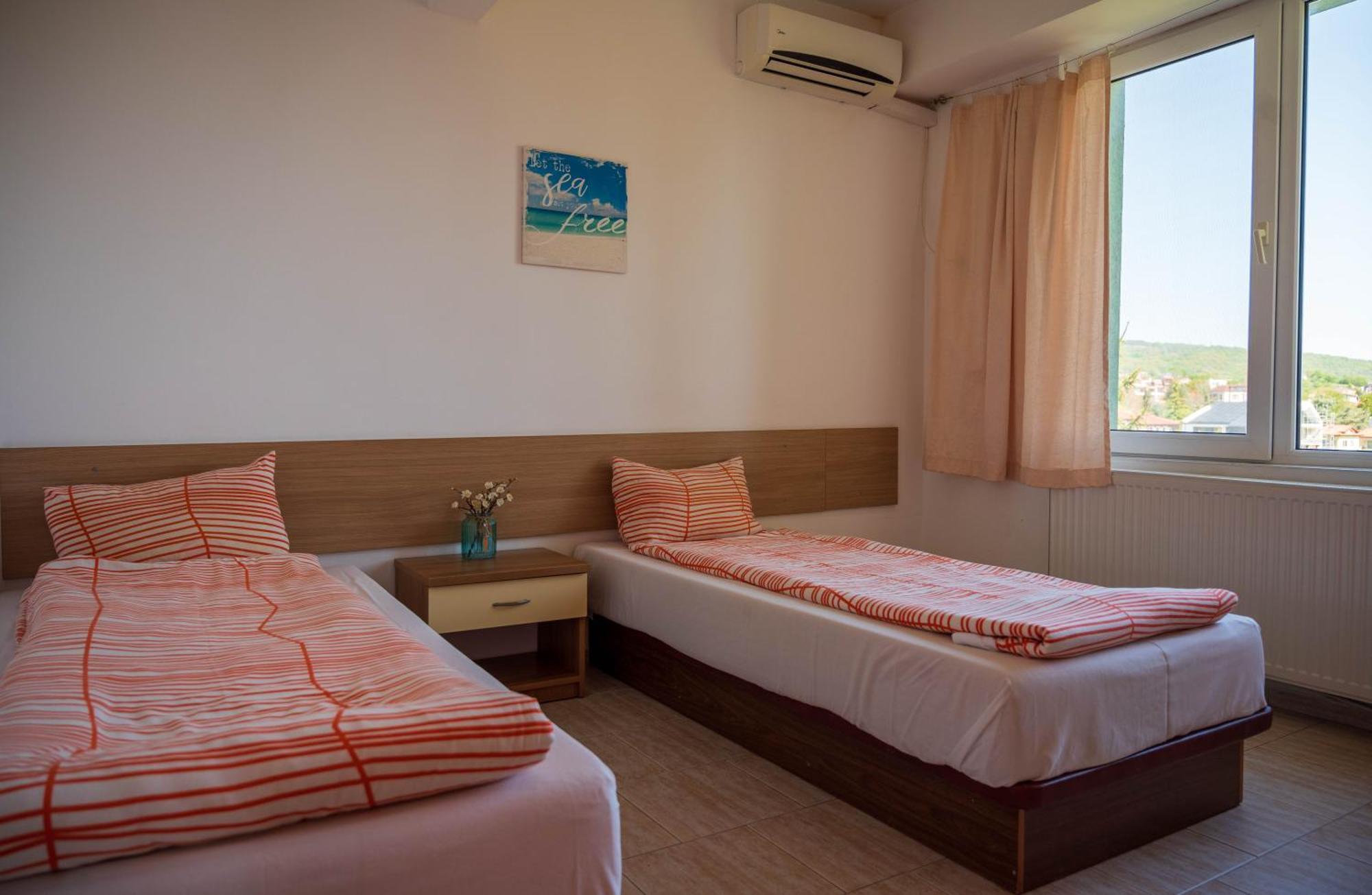 Family Hotel Perla Golden Sands Exteriör bild