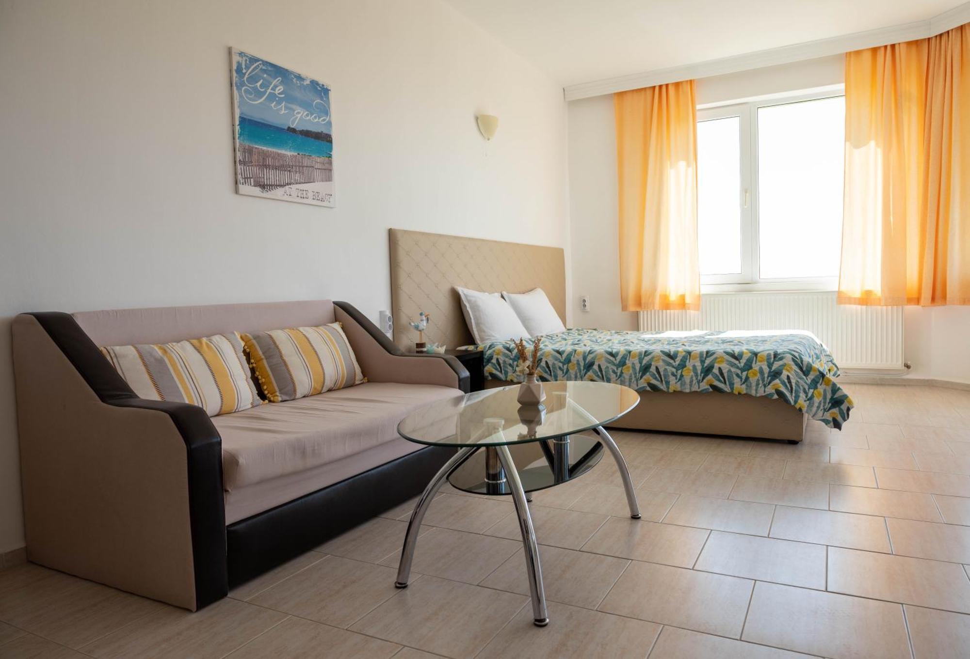 Family Hotel Perla Golden Sands Exteriör bild