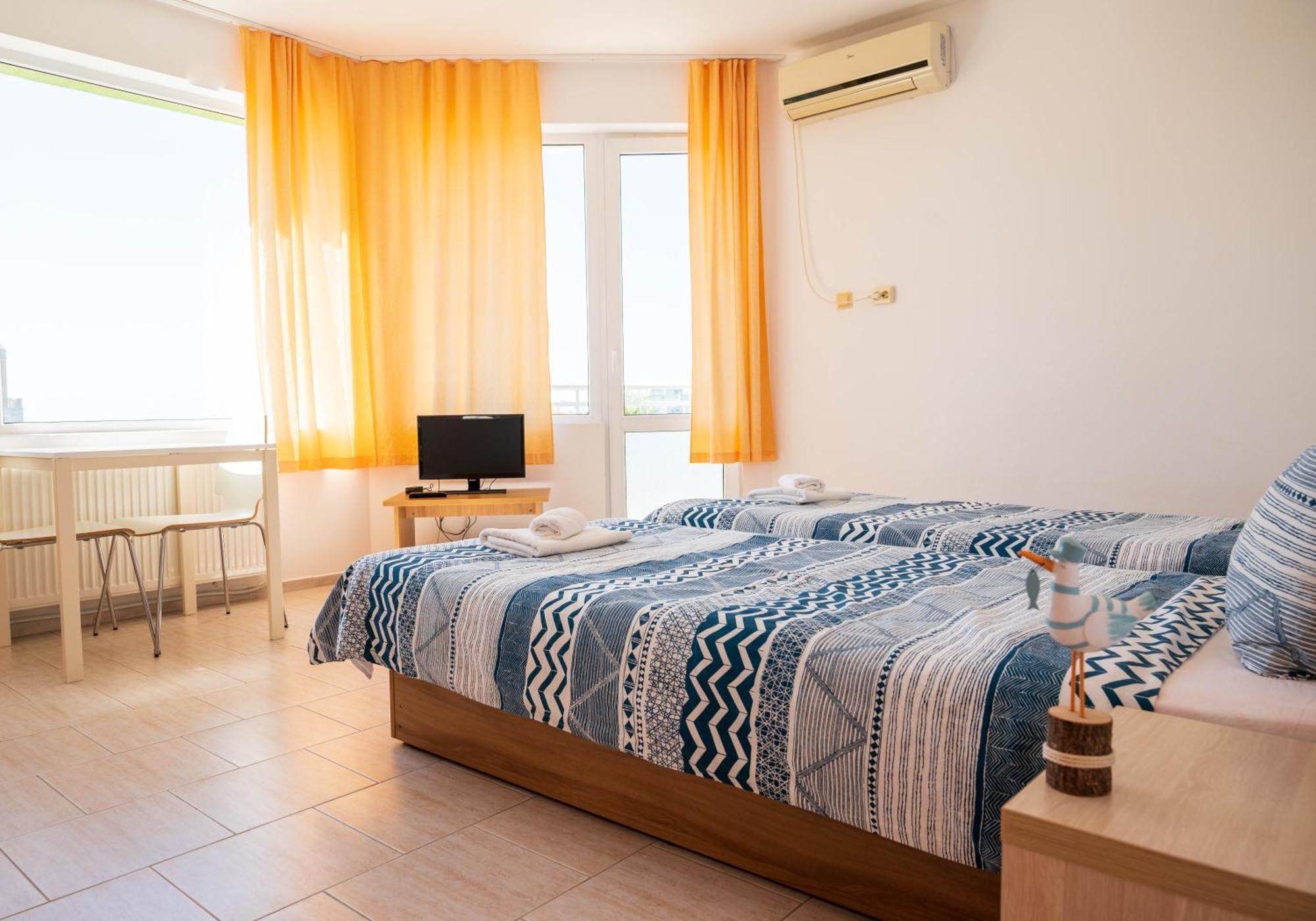 Family Hotel Perla Golden Sands Exteriör bild