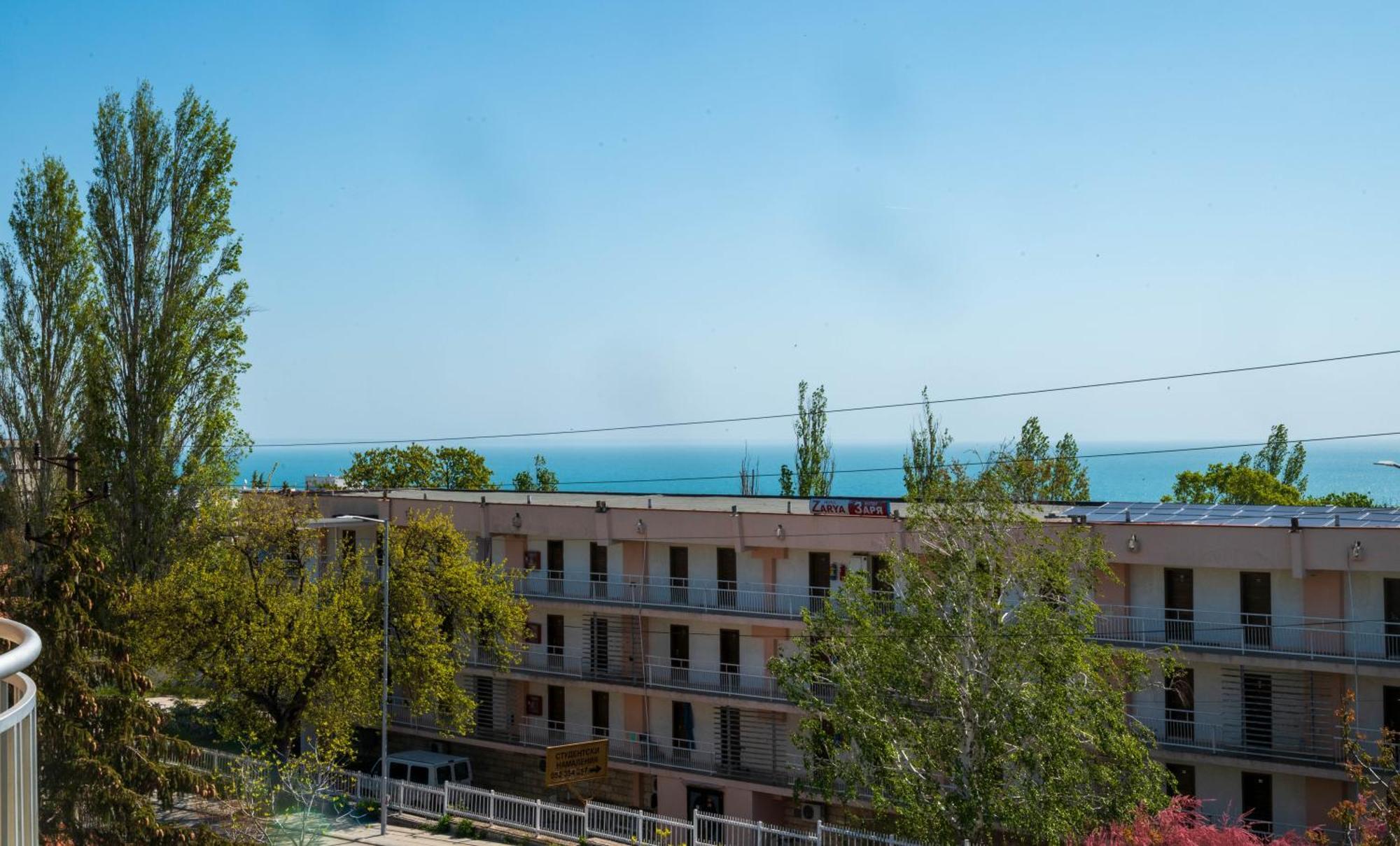 Family Hotel Perla Golden Sands Exteriör bild